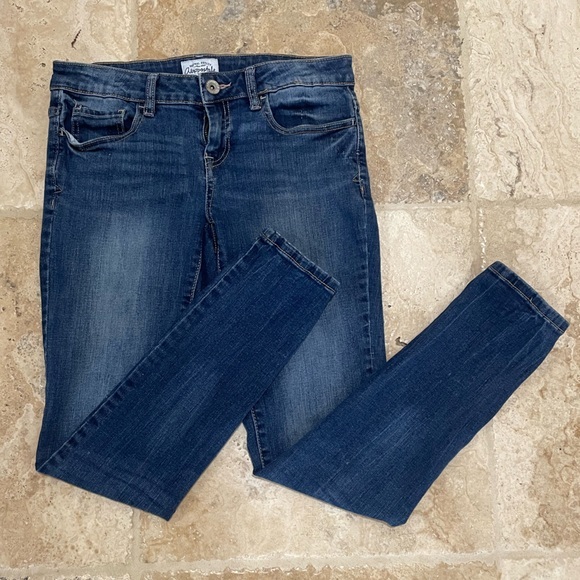 Aeropostale Denim - Women’s Aeropostale Skinny Jeggings 7/8 Short